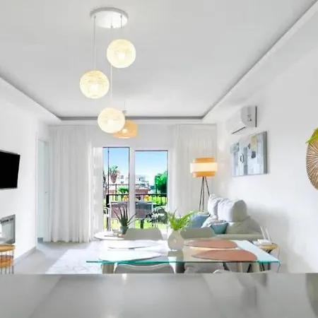 Apartment Riviera - Relaxing, Spacious, Amazing Location Malaga